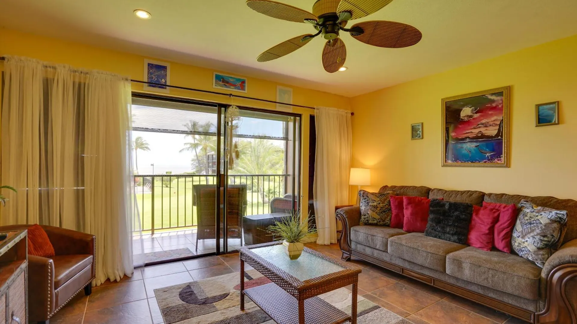 Breezy Kaunakakai Retreat With Community Pool!